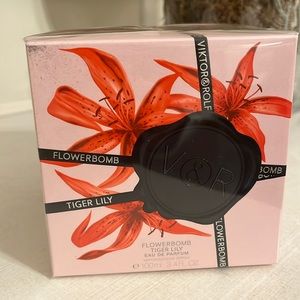 Viktor & Rolf Flowerbomb Tiger Lily